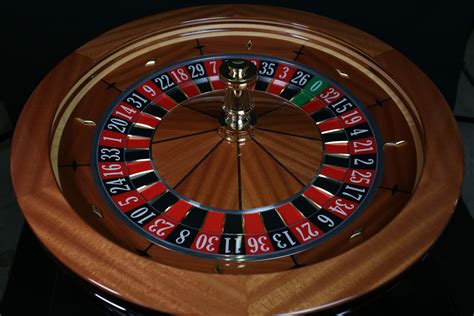 Full size roulette wheel  30" Roulette Wheel Made In The USA